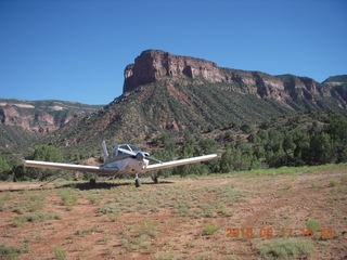56 9ch. Gateway Canyons airstrip - N8377W