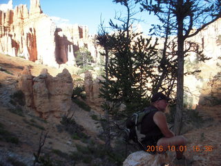 2995 9g1. Bryce Canyon - Fairyland hike - Adam sitting