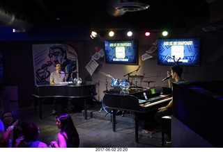 428 9q2. Brenda birthday party - stage