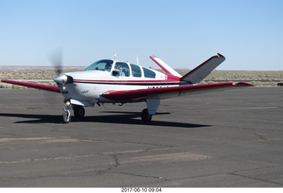 66 9qa. Beech Bonanza at Holbrook Airport (P14)