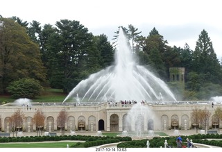 122 9ue. Longwood Gardens - fountains