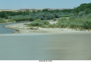 drive from scottsdale to gateway canyon - following a big boat