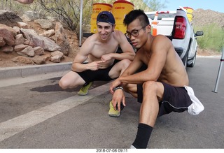 32 a03. Camelback Cholla Trail hike NH2T - RickyBobby + Zyrian posing