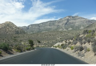 Las Vegas - Red Rock Canyon - thirteen mile drive