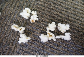 popcorn on the rug reminds me of Asteroids game