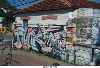 105 a0e. Rio de Janeiro tour - mural