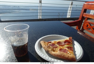 - Rio de Janeiro tour - Sugarloaf Mountain * - coke and pizza