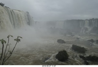 219 a0e. Iguazu Falls
