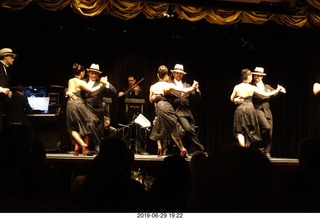 114 a0e. Buenos Aires - Tango show