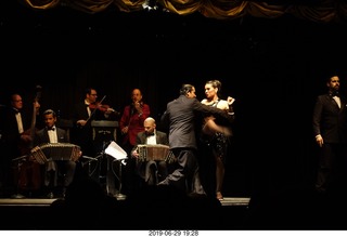 141 a0e. Buenos Aires - Tango show