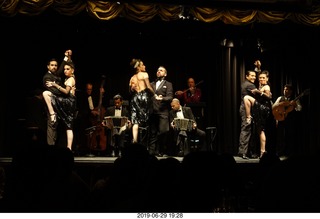 151 a0e. Buenos Aires - Tango show