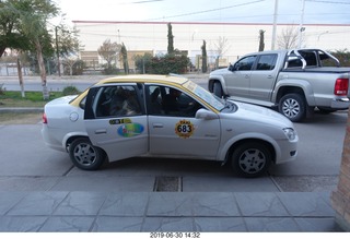 68 a0e. Argentina - San Juan - taxi