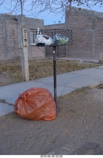 99 a0e. Argentina - San Juan walk - high garbage
