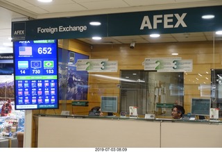 Chile - Santiago Airport - exchange rates for Chile