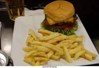 41 a0f. Chile - Santiago Airport - American meal