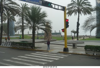 126 a0f. Peru - Lima tour - beach - Pacific Ocean