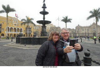 286 a0f. Peru - Lima tour - friends taking a picture