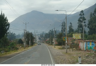 64 a0f. Peru - drive to Aguas Calientes Vistadome Train station