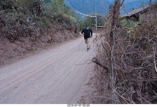 11 a0f. Peru - Aranwa Sacred Valley hotel - morning run + Adam