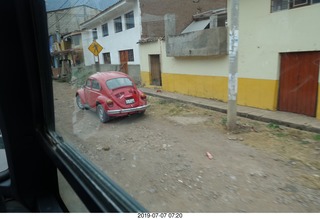 Peru - drive to cusco - Volkswagon beetle