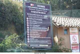 Peru - drive to cusco - Saqsaywaman sign