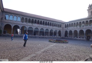 426 a0f. Peru - Cusco - church - courtyard