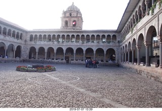 429 a0f. Peru - Cusco - church - courtyard