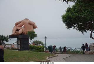 Peru - Lima - beach garden walk - statue