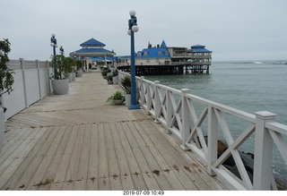 31 a0f. Peru - Lima - beach pier