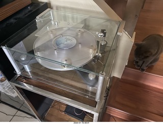 171 a0m. Transcriptors turntable with clear record