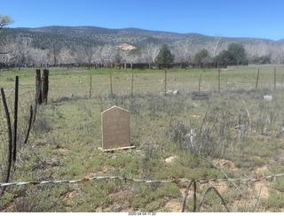 250 a0q. Double Circle airstrip grave