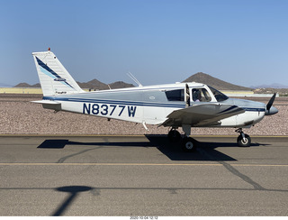 Jerome taxiing N8377W