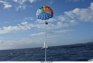 Anthony and Olga - Hawaii - parasailing