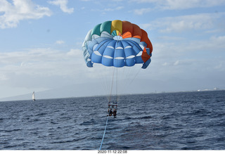 Anthony and Olga - Hawaii - parasailing