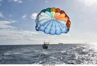 Anthony and Olga - Hawaii - parasailing