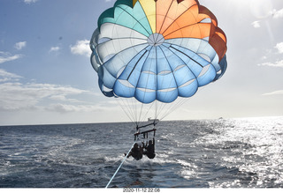 Anthony and Olga - Hawaii - parasailing