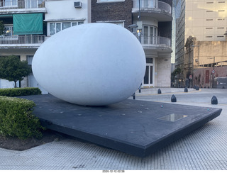 34 a0y. Argentina - Buenos Aires - morning run - egg sculpture