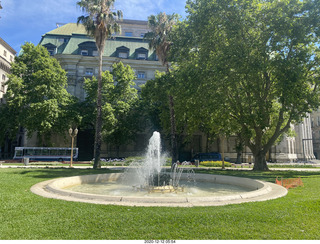 73 a0y. Argentina - Buenos Aires tour - fountain