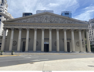 76 a0y. Argentina - Buenos Aires tour - church with eternal flame