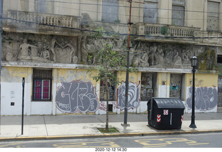 238 a0y. Argentina - Buenos Aires tour - graffiti