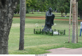 291 a0y. Argentina - Buenos Aires tour - monument