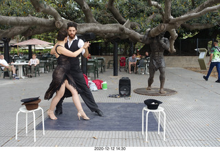 312 a0y. Argentina - Buenos Aires tour - tango dancers