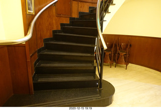 77 a0y. Argentina - Buenos Aires - lunch at Pertulli restaurant - stairs from the restrooms