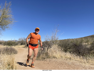 NH2T hike Browns Ranch - Adam running