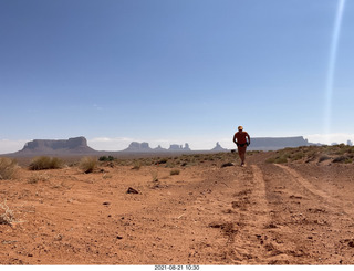 3429 a16. Monument Valley run + Adam