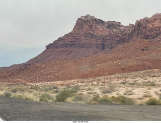 drive to Marble Canyon - power lines