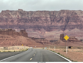 60 a18. drive to Marble Canyon - power lines