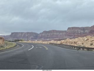 drive to Marble Canyon - power lines