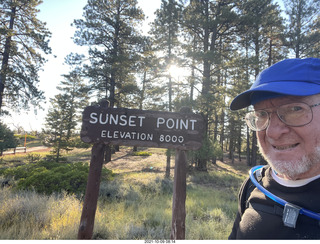 30 a18. Bryce Canyon - Sunset Point sign - Adam