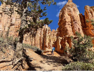 99 a18. Bryce Canyon - Peekaboo hike